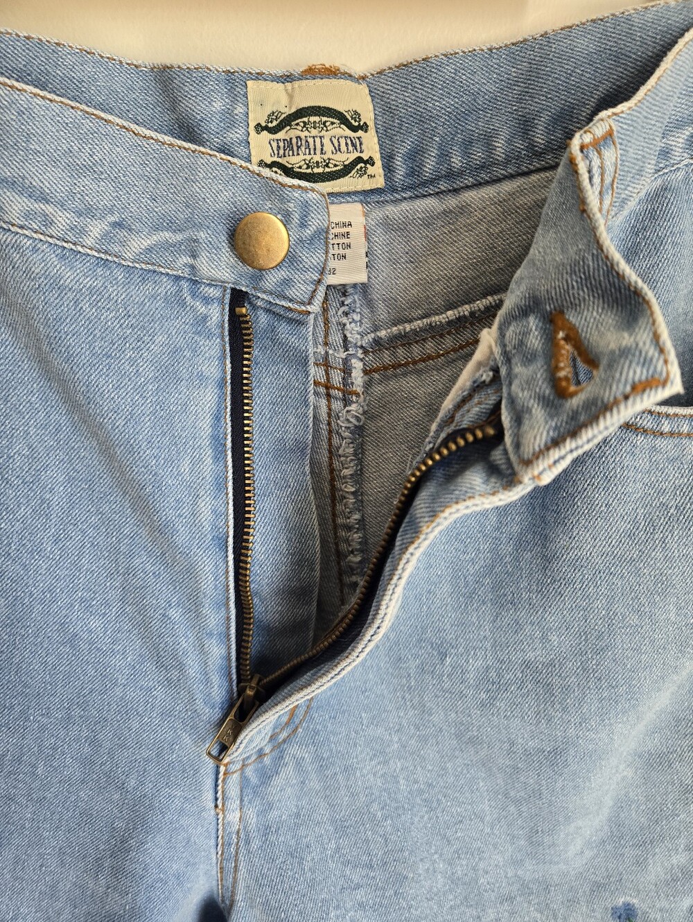 Vintage Denim Embroidered Flower Women’s Shorts - Light Blue - Picture 8 of 11